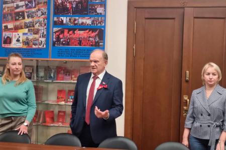 Г.А. Зюганов на встрече в Госдуме с пермскими школьниками рассказал о работе нашей фракции
