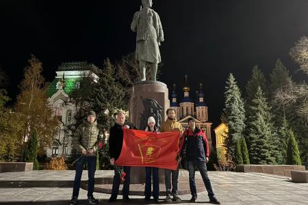 Тамбовские коммунисты отметили День рождения комсомола у памятника Зое Космодемьянской