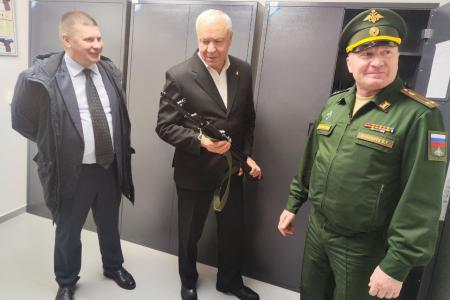 Виктор Соболев встретился со студентами Тюменского госуниверситета, посетил новый корпус и военно-учебный центр вуза
