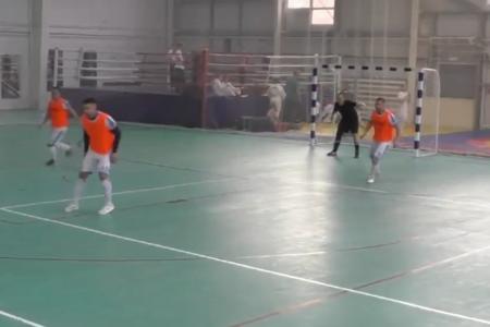 Команда ФК «КПРФ-Калуга» одержала победу в первом матче зимнего сезона