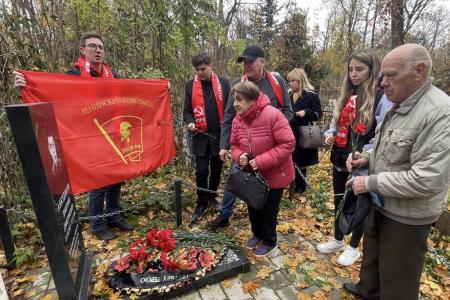 Тульские коммунисты отметили День Ленинского комсомола