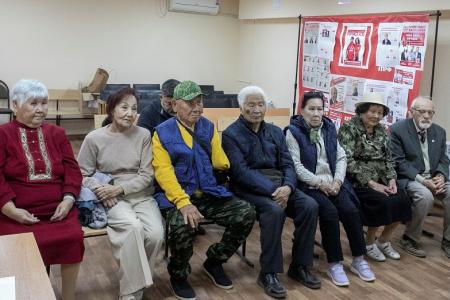 Калмыкия. Поздравления от коммунистов  с Днем пожилых людей и 145-летием Оки Городовикова