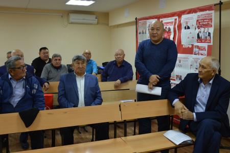 В Калмыкии состоялось совещание партактива по итогам выборной кампании