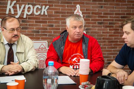 Курская область. Политзанятие в память жертв "черного" октября 1993 года вместе с воронежцами и мотострелками