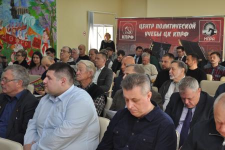 Пленум горкома партии дал принципиальную оценку выборам-2024 в Санкт-Петербурге