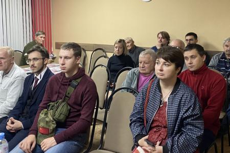 Д.Г. Новиков на учебном семинаре в Ленинском райкоме Москвы: “Марксизм-ленинизм – основа партийного анализа и политических решений для коммунистов”