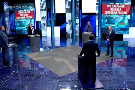 Дмитрий Новиков на Первом канале о фашизме, порождаемом капитализмом, и о социализме, дающем спасение от «коричневой чумы»