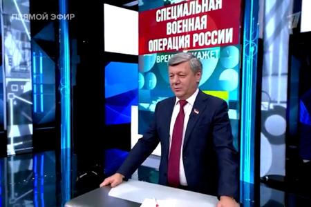 Дмитрий Новиков на Первом канале о фашизме, порождаемом капитализмом, и о социализме, дающем спасение от «коричневой чумы»