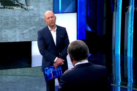 Дмитрий Новиков на Первом канале о фашизме, порождаемом капитализмом, и о социализме, дающем спасение от «коричневой чумы»