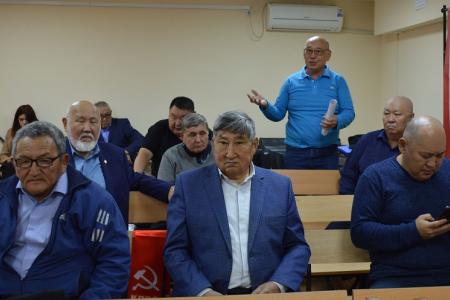 В Калмыкии состоялось совещание партактива по итогам выборной кампании