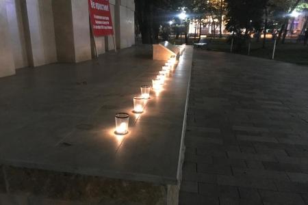 Карачаево-Черкессия. Коммунисты Черкесска ведут борьбу за памятник Ленину и почтили память героев восстания в Москве в 1993 году против ельцинизма