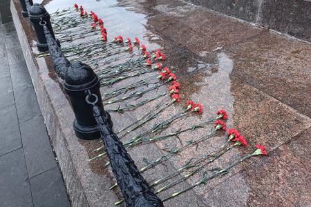Иваново. Акция Памяти расстрелянных защитников Верховного Совета в октябре 1993 года