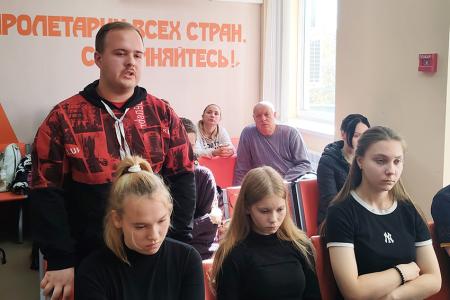 В Ивановском обкоме КПРФ состоялись ежеквартальные занятия по политпросвещению для партийного и комсомольского актива региона