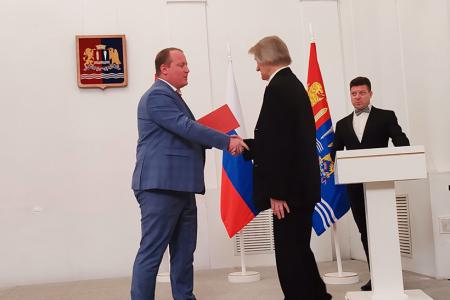 Первый секретарь Ивановского обкома КПРФ Александр Бойков поздравил областное отделение «Союза писателей» с юбилеем