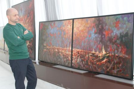 Лидер КПРФ Г.А. Зюганов открыл выставку картин художника Н.Ламидова «Донбасс, мы с тобой»