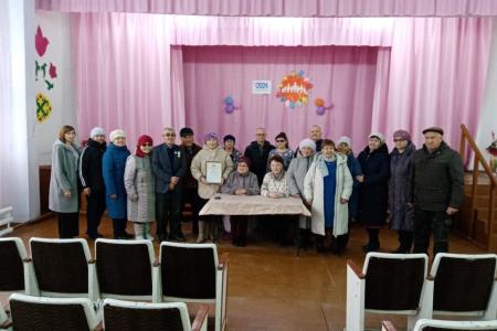 Лидер коммунистов Тюменской области Тамара Казанцева встречается с избирателями в сельской местности