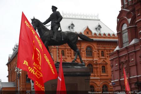 Рожденный в горниле Великого Октября!