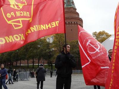 Рожденный в горниле Великого Октября!