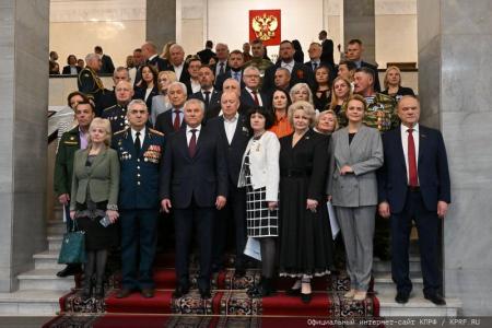 Г.А. Зюганов принял участие в открытии выставки «Отец Героя»