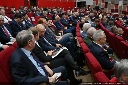 В Подмосковье состоялся семинар-совещание руководителей комитетов региональных отделений КПРФ