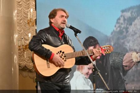 В Москве при поддержке КПРФ состоялся праздничный концерт ко Дню Комсомола и в честь защитников героического Донбасса