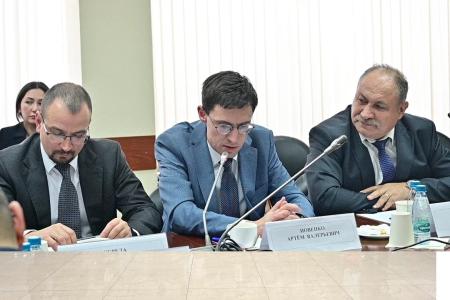 К.К. Тайсаев встретился с лидером политической партии «Процветающая Армения»