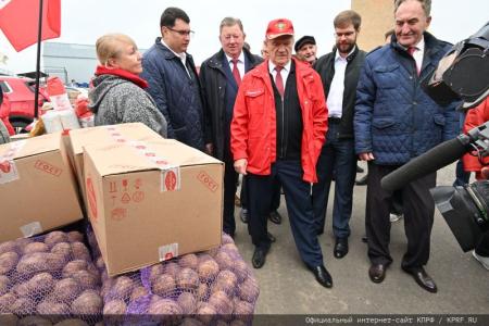 130-й гуманитарный конвой от КПРФ для фронта и Победы