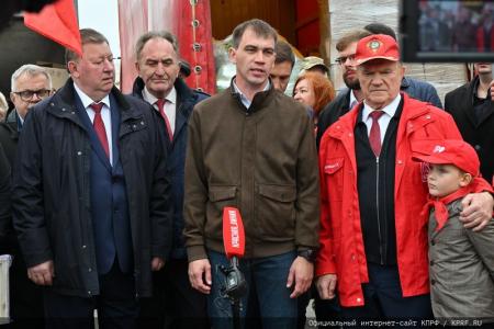 130-й гуманитарный конвой от КПРФ для фронта и Победы