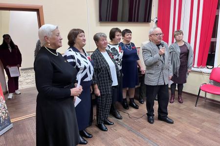 В Костроме прошла встреча поколений комсомольцев "Юность комсомольская моя"