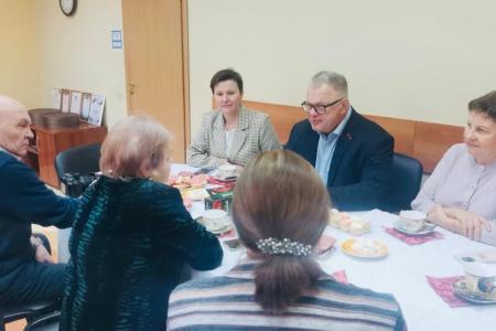 Руководитель фракции КПРФ в Мособлдуме Александр Наумов: Единство и сплоченность народа – залог нашей общей Победы!