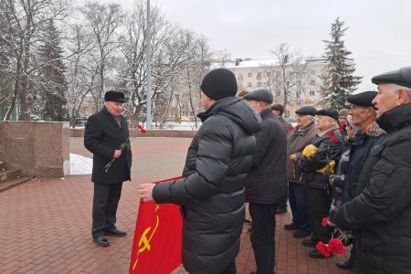 Тамбовские коммунисты почтили память Зои Космодемьянской