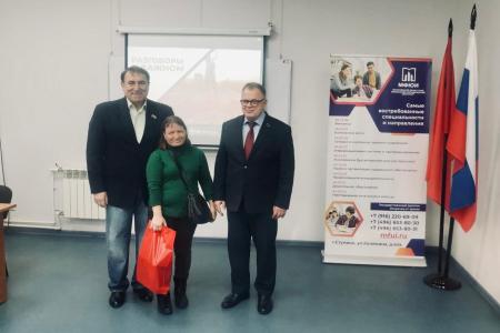Руководитель фракции КПРФ в Мособлдуме Александр Наумов: Нас всех хранит любовь и сердце матери!
