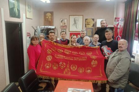 Подмосковные коммунисты: Упорный труд – достойная жизнь!