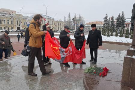 Тамбовские коммунисты почтили память Зои Космодемьянской