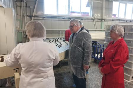 Депутат КПРФ из Подмосковья Александр Наумов: «Озерский сувенир» – это большая история на пути к успеху и процветанию российской продукции!