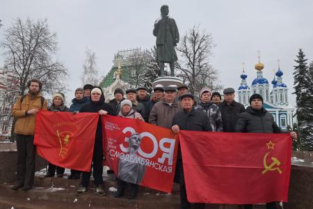 Тамбовские коммунисты почтили память Зои Космодемьянской