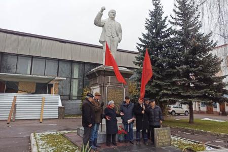 Подмосковные коммунисты в рабочем строю