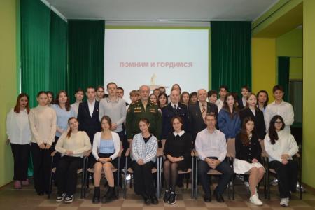 Подмосковные коммунисты: Наша работа ради Победы! Вперед, товарищи!