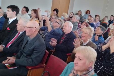 В Великом Новгороде прошёл праздничный концерт, посвящённый Дню рождения Комсомола