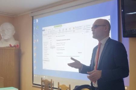 Тверские коммунисты провели пленум обкома партии и развернули подготовку мероприятий, посвященных 150-летию юбилея Всесоюзного старосты М.И. Калинина