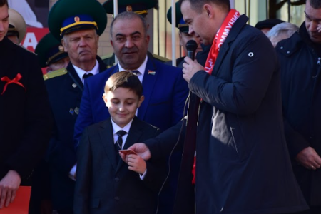 Юрий Афонин принял участие в открытии памятника Сталину в городе Находке Приморского края