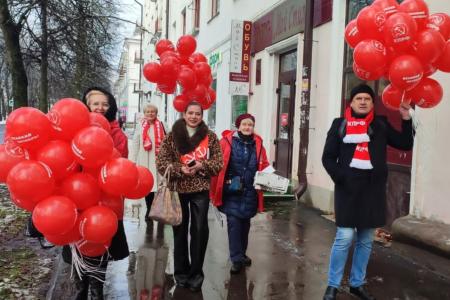 Красные в Великом Новгороде!