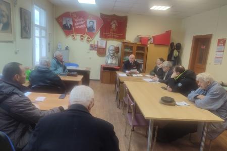 Подмосковные коммунисты в рабочем строю