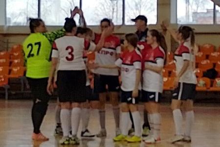 Команда «Энергия-КПРФ» продемонстрировала высокое мастерство на чемпионате Новгородской области по мини-футболу