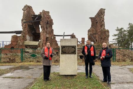 Волгоградская область. Депутаты КПРФ почтили память героев-сталинградцев