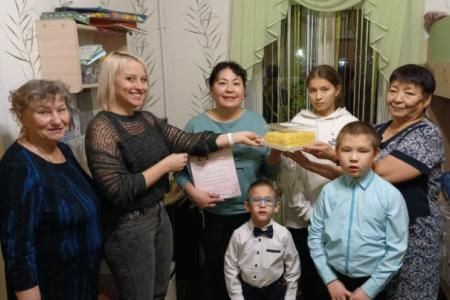 В минувшее воскресенье саратовские коммунисты отметили, пожалуй, самый добрый и душевный праздник – День матери