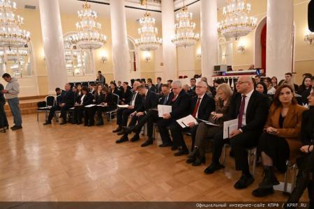 Депутаты КПРФ приняли участие в международной конференции «Роль взаимодействия фракций политических партий и блоков в межпарламентском сотрудничестве стран СНГ»