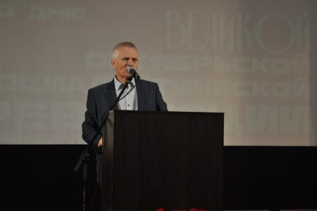 Митинг-концерт состоялся в городе трех революций