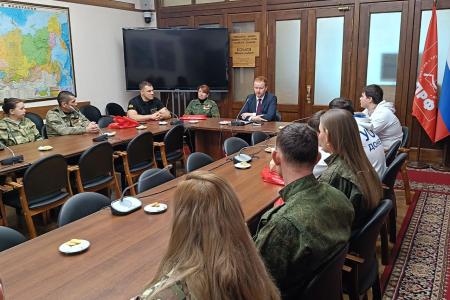 Денис Парфенов: Ветераны ДНР в Госдуме