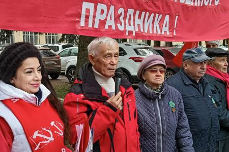 Великий Октябрь в Калуге
